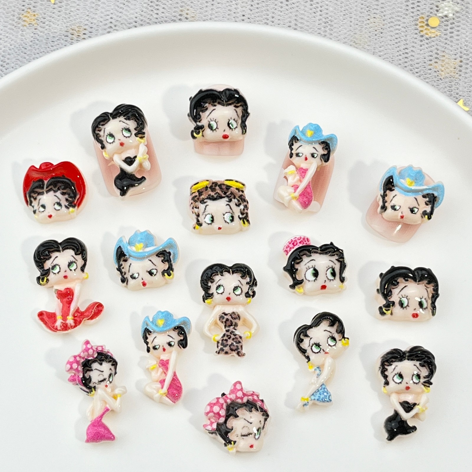 100pcs Cartoon Betty Nail Art  - đánh giá và giá Resin Art Resin